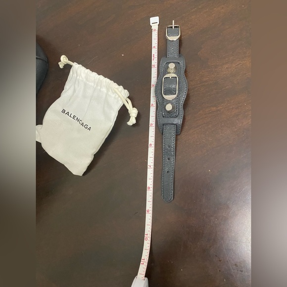 Balenciaga Gray Leather Arena Giant Wrap Bracelet - Picture 9 of 9